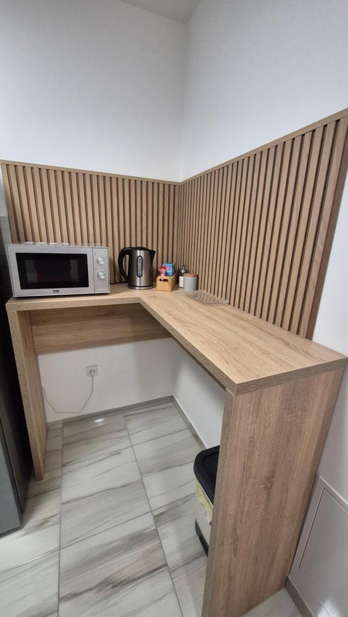 M Apartment *